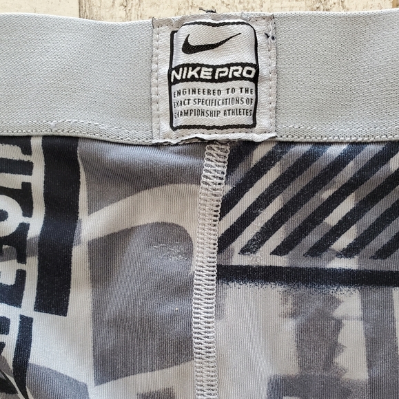 Nike Pro Compression Just Do It  Print Capri - Picture 7 of 8